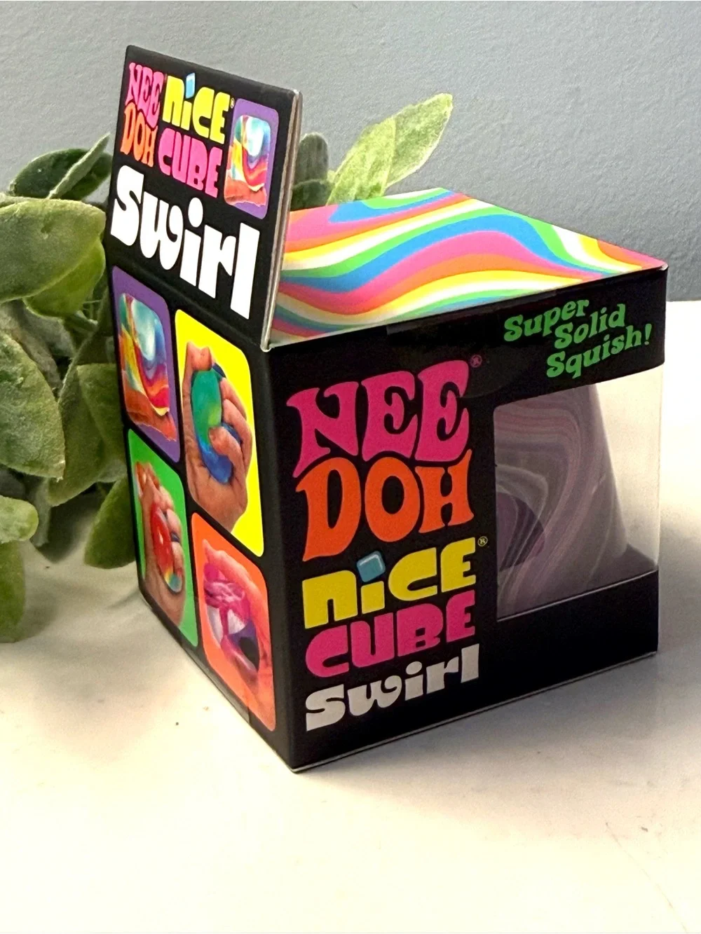 NWT, NeeDoh Nice Cube Swirl